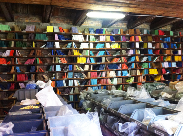 alt="mosaico-artistico-made-in-italy-venezia-orsoni-libreria"