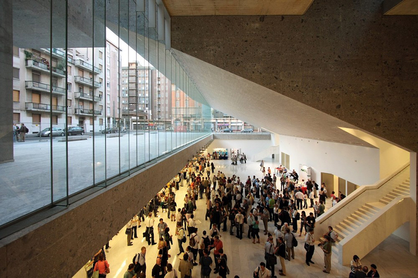 alt="Grafton architects - Biennale 2018 - Bocconi MIlano - Interno"