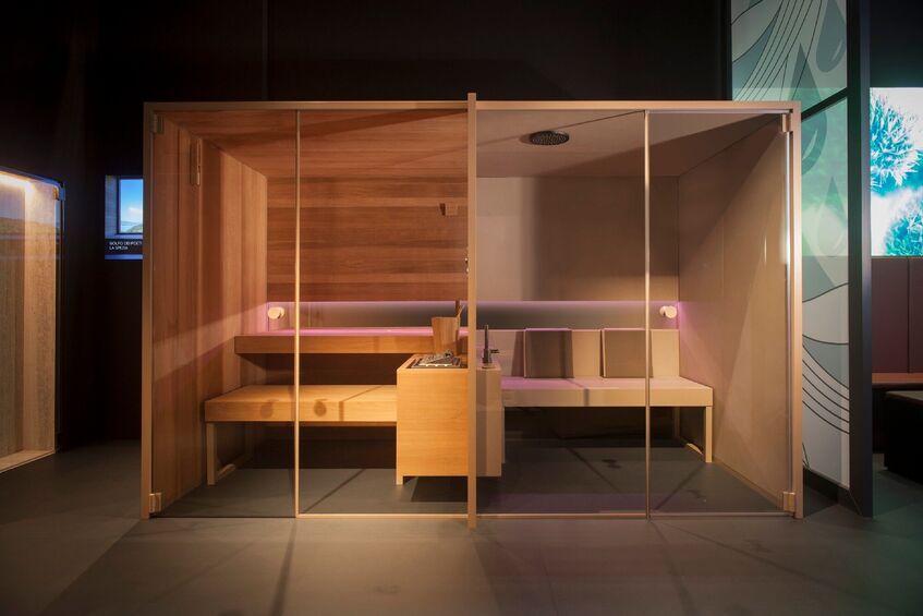 alt: "materialiedesign-effe-perfect-wellness-logica-plus-spa-doccia-hammam"