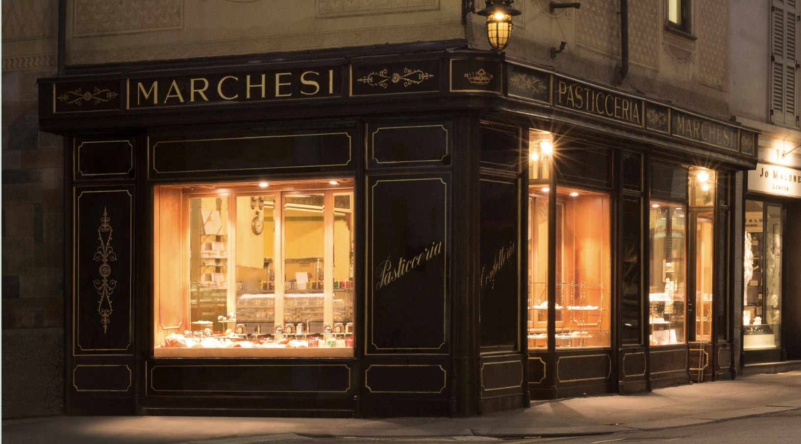 alt: "materialiedesign_milano_design_week_dove_fare_pausa_colazione_caffè_marchesi_pasticceria"