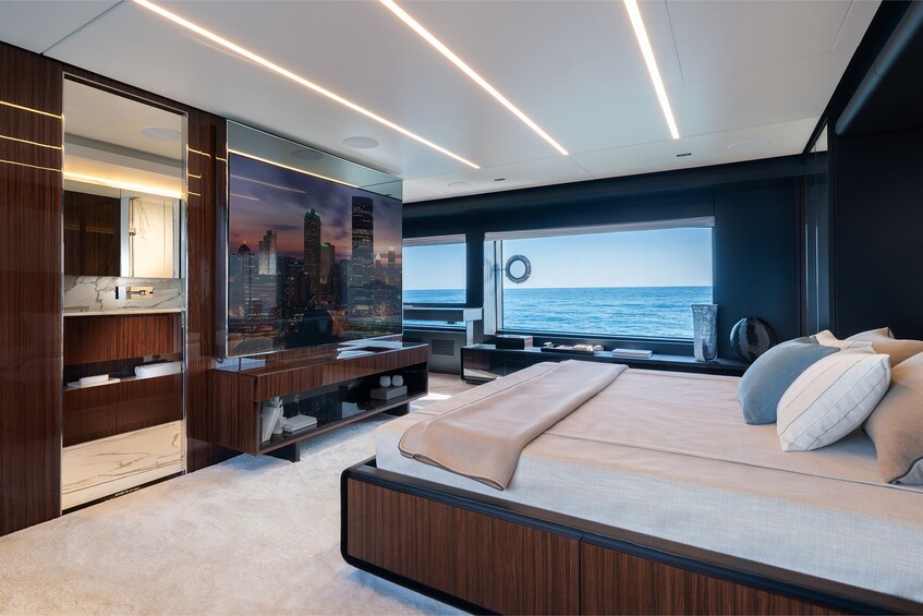 alt: "materialiedesign-saloni-nautici-2025-novità-genova-monaco-riva dolce-vita-super-112"