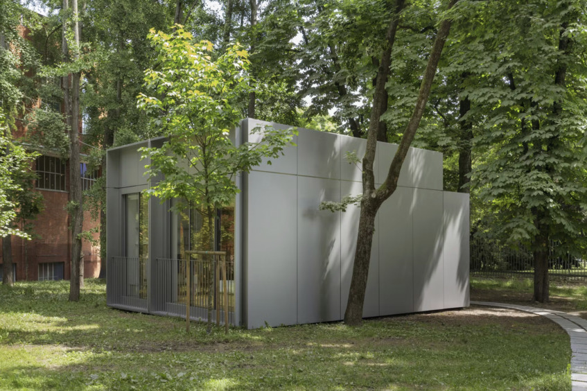 alt: "materialiedesign_mostre_autunno_triennale_milano_2025_inequalities_norman_foster"